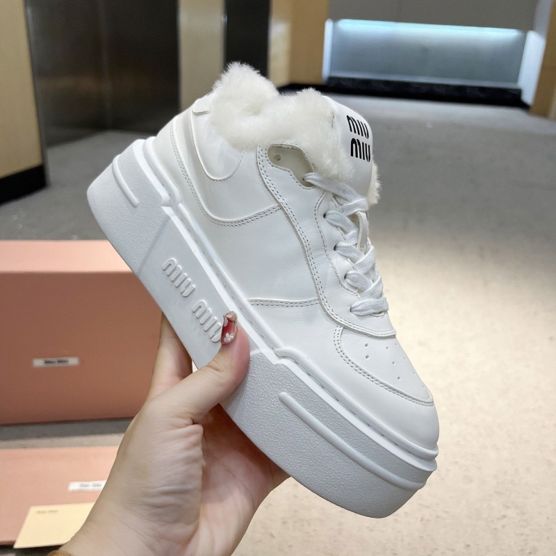 Miu Miu Casual Shoes